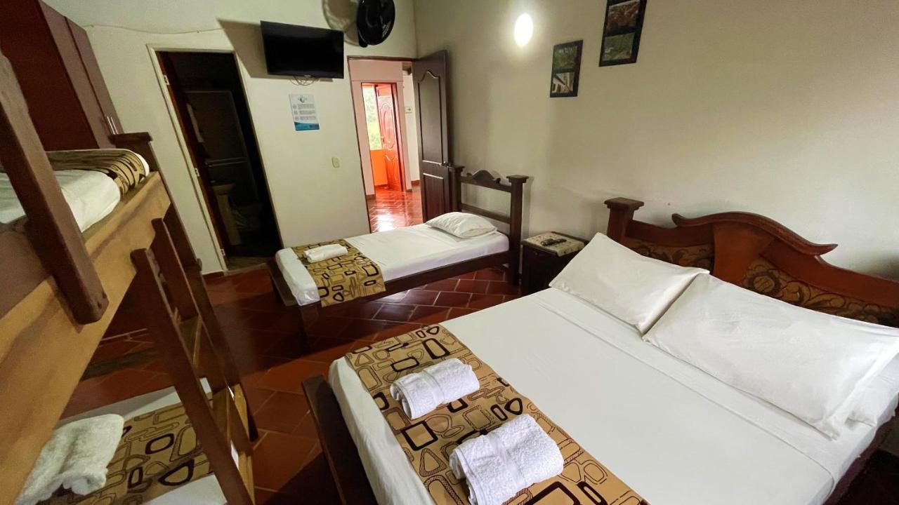 Hotel Campestre Palmas Del Zamorano San Gil Eksteriør billede