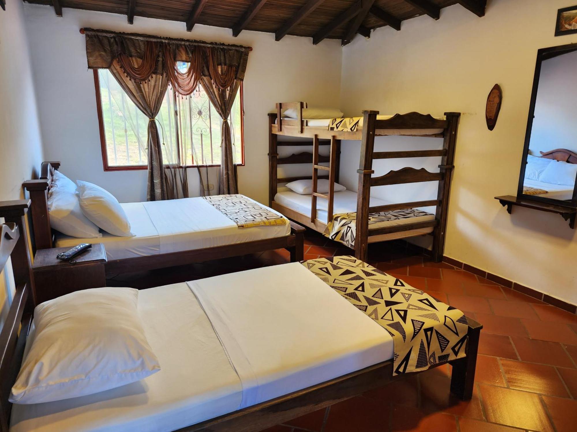 Hotel Campestre Palmas Del Zamorano San Gil Eksteriør billede