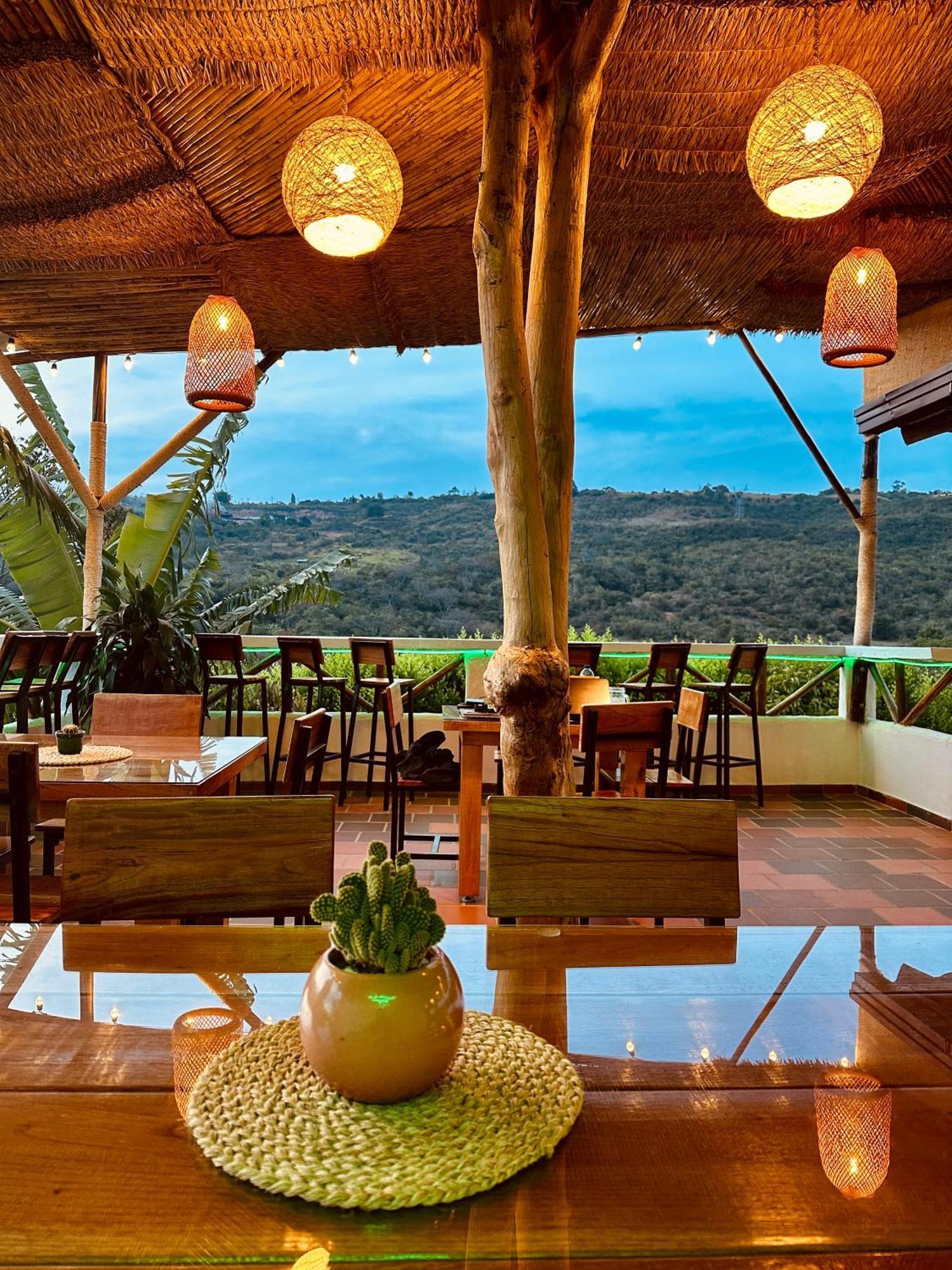 Hotel Campestre Palmas Del Zamorano San Gil Eksteriør billede
