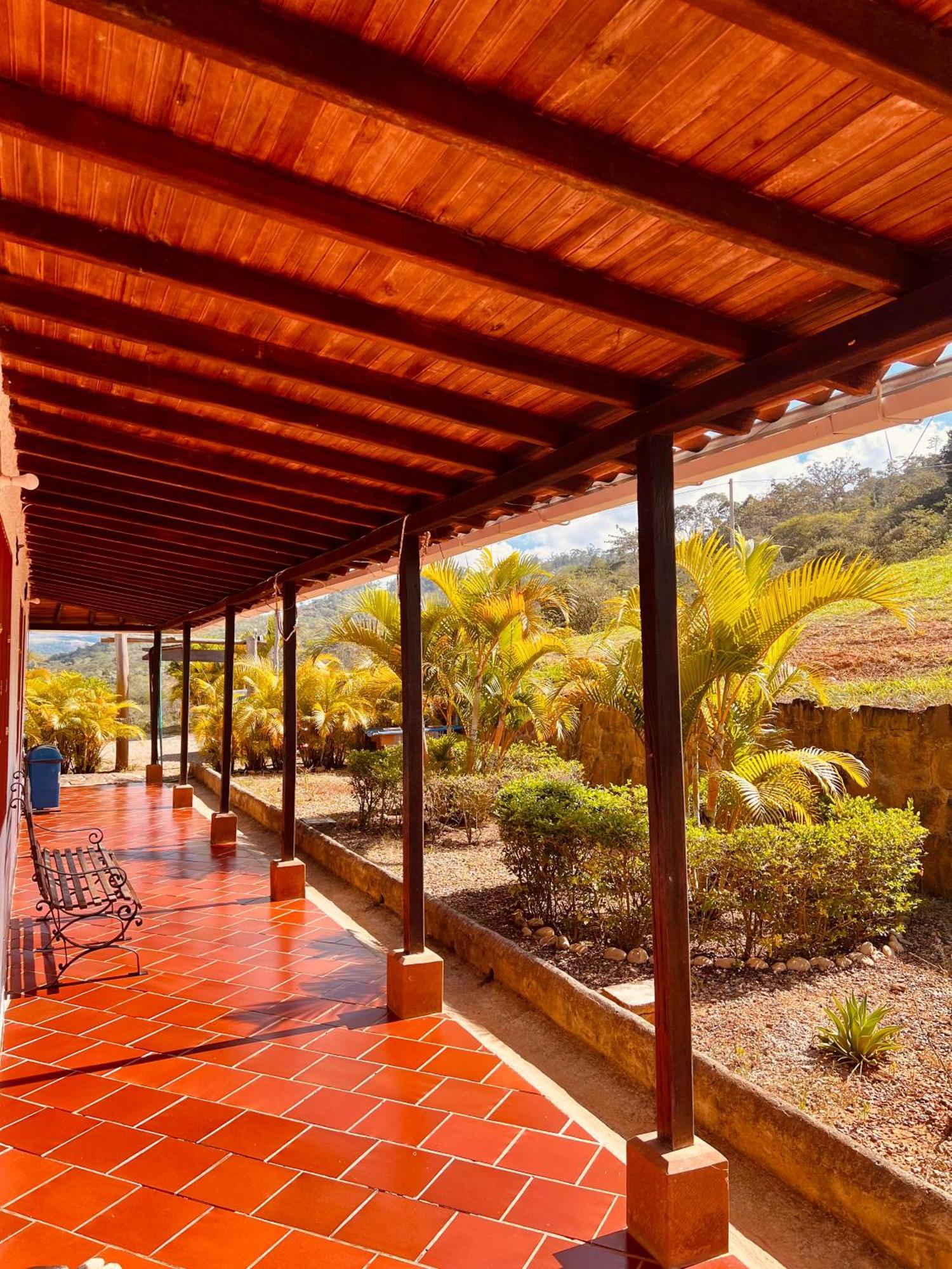 Hotel Campestre Palmas Del Zamorano San Gil Eksteriør billede