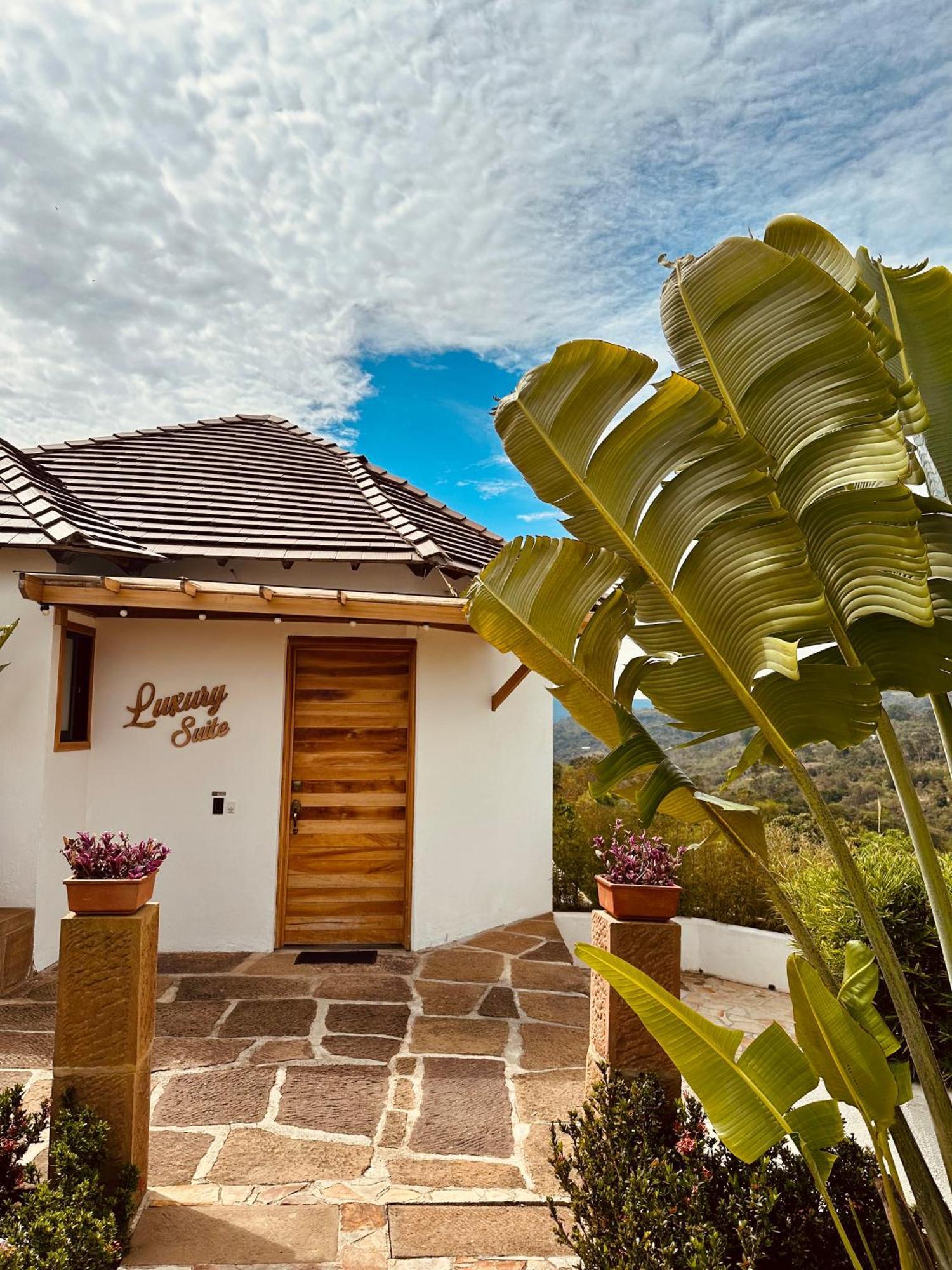 Hotel Campestre Palmas Del Zamorano San Gil Eksteriør billede