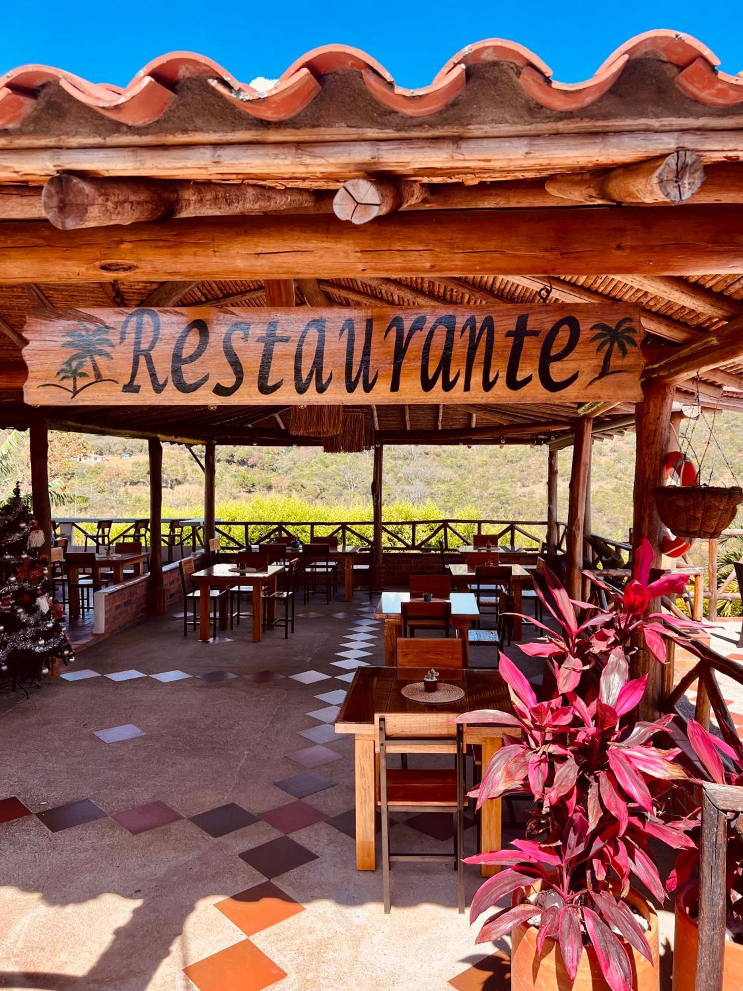 Hotel Campestre Palmas Del Zamorano San Gil Eksteriør billede